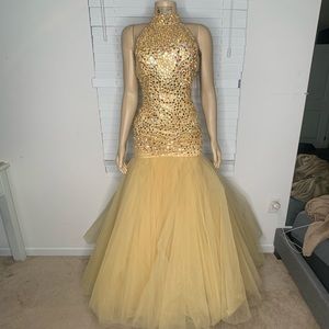 Sherri Hill Prom Dress